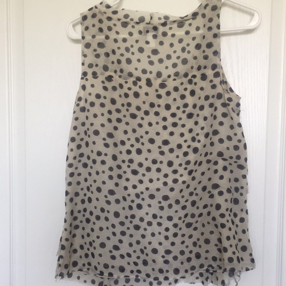 3 for $10 Ruffled polka dot Loft top - Picture 6 of 9